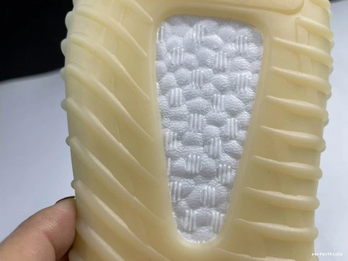 ADIDAS YEEZY 350 V2 BOOST GY3438 0725